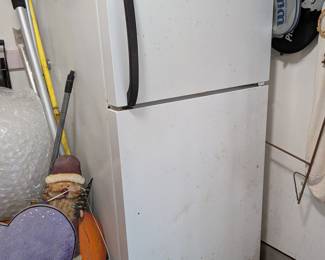 White Top-Freezer Refrigerator