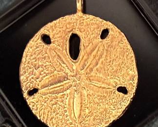 14k Gold Sand Dollar Pendant 