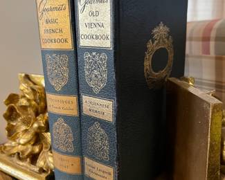 VINTAGE GOURMETS OLD VIENNA COOKBOOK, GOURMETS BASIC FRENCH COOKBOOK