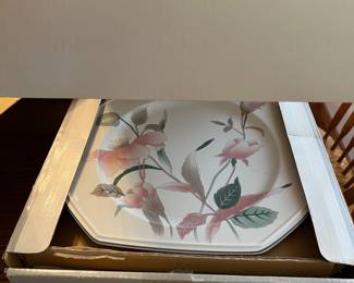 MIKASA SILK FLOWERS SET OF CHINA DINNER WARE 1980'S - NEW MOSTLY ALL STILL IN ORIGINAL BOXES