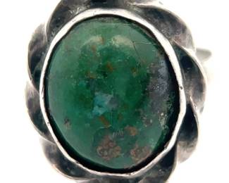 Oval Natural Green Turquoise Flower Navajo Ring