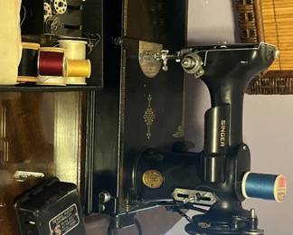 Singer Featherweight 221 circa 1936