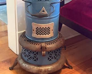Vintage Perfection 630 Kerosene Oil Heater with Blue Enamel Finish