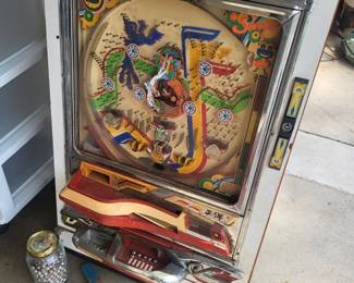SANYO BUSSAN pinball machine