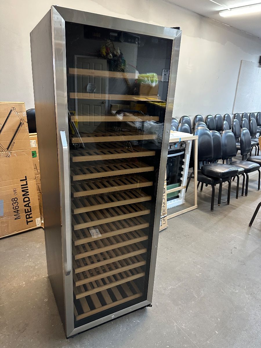 001 Large Wine Cooler