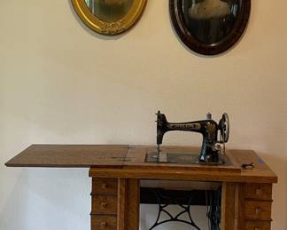 ANTIQUE ELGIN SEWING MACHINE, ANTIQUE PORTRAITS WITH CURVED CONVEX BUBBLE GLASS-IF YOU DON’T LIKE YOUR RELATIVES COME PURCHASE SOME NEW ONES!