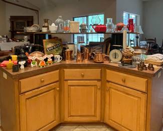 VINTAGE FARMHOUSE DECOR