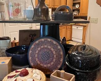 COPPER PITCHER, APPLE PIE PLATE, ROASTER, BUTTER MOLD