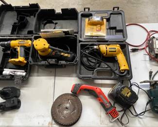 DEWALT POWER TOOLS