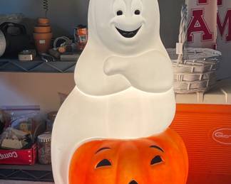 VINTAGE BLOW MOLD GHOST