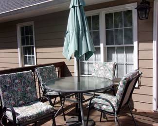 Patio Table, 4 Chairs w/Cushions, Unbrella