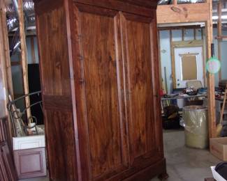 Beautiful Vintage Cabinet, 7 1/2" Tall,