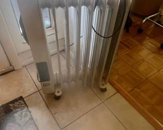 DeLonghi OilFilled Radiator Heater
