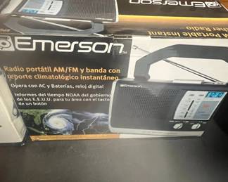 Emerson RP AM or FM Weather Band Radio