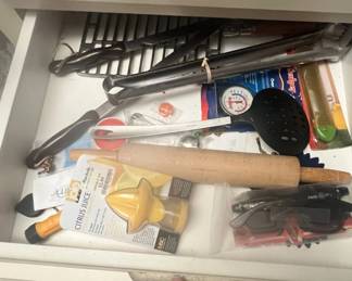 Joie Citrus Juicer, Sculpted Oven Thermometer, and RealD D Glasses