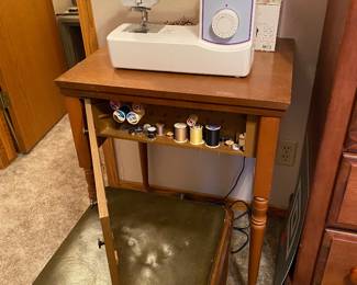 Sewing machine 
