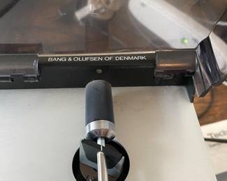 Bang & Olufsen turntable 