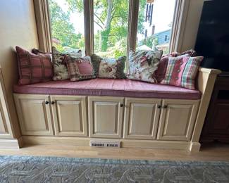 Wood bench seating, cushion and throw pillows
