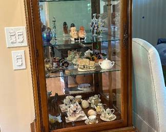 Lighted curio cabinet