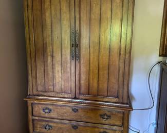 Matching storage cabinet 