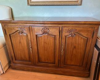 Drexel sideboard.......