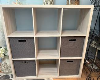 Cubbie unit with 4 baskets