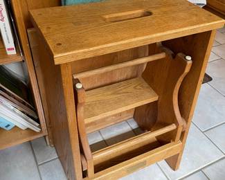 Convertible step/stool