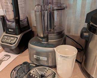 Cuisinart food processor 