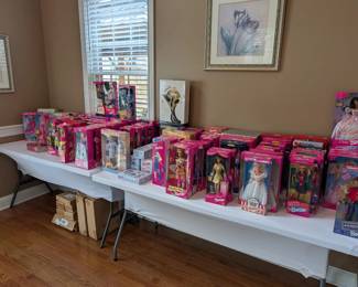 Barbies, Barbies,  Barbies!!!!