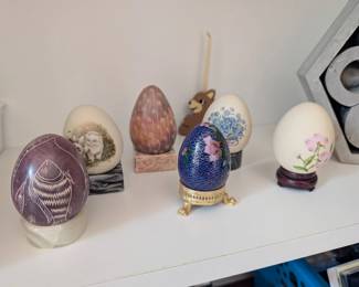 Decorative eggs