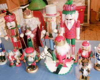 NUT CRACKERS