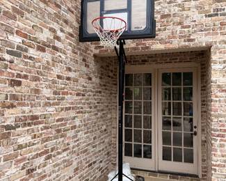 Basketball goal