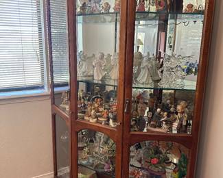 China cabinet with lights (figurines sold separately) 