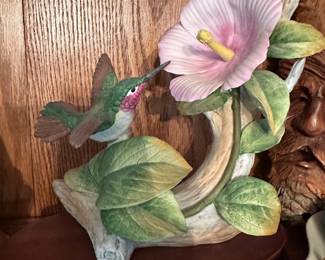 Hummingbird with Hibiscus by Andrea by Sadek Made in Japan