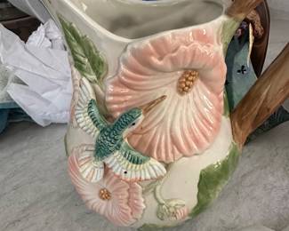 Fitz & Floyd Hummingbird pitcher 2 quart excellent condition
