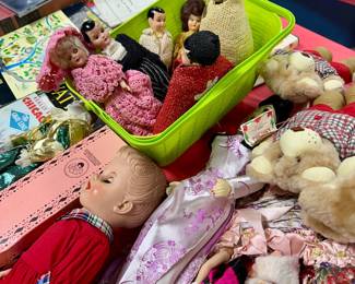 Old dolls, madam Alexander, cabbage patch, 40s and 50s
