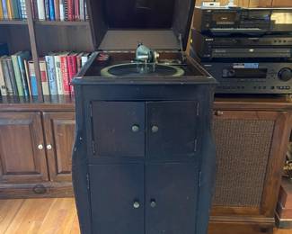 Antique Victrola-it plays!!