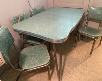 Vintage metal table and chair set!  (One chair As Is)