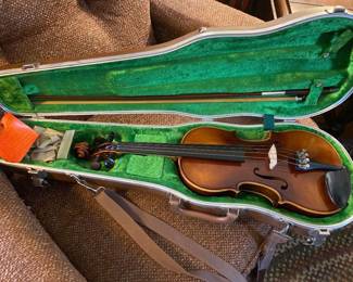 3/4 Violin with appraisal 