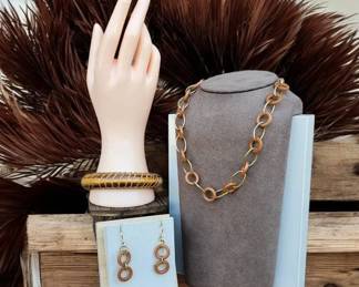 Rootbeer Oval Links Necklace  Earring Set With Wood Bracelet