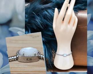 Kendra Scott Grayson Mother of Pearl Bracelet  Signed