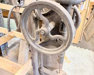 23 VintageCastIronPostMountedDrillPress