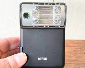 108 VintageBraunHobby23BCCameraFlashHotShoeAutoFlashWGermany