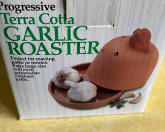 GARLIC ROASTER