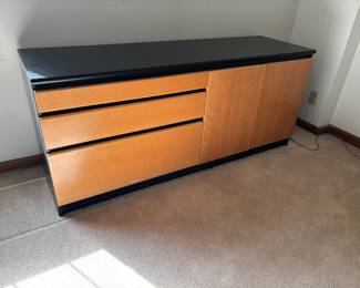 HOUSE. OF DENMARK QUEEN SIZE PLATFORM BED SET