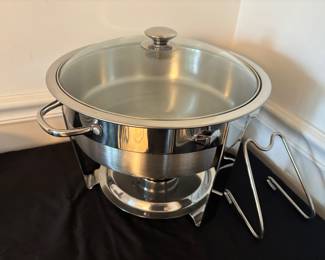 CHAFING DISH