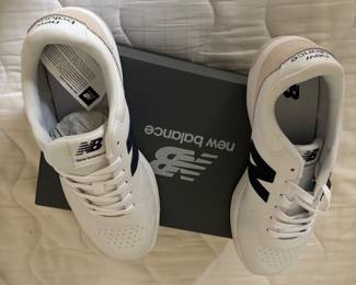 NEW IN BOX NEW BALANCE MEN'S TENNIS SHOES