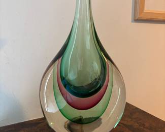 GLASS VASE