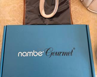 NAMBE BREEZE NAPKIN HOLDER