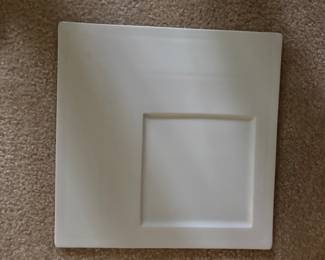 SQUARE WHITE DISH